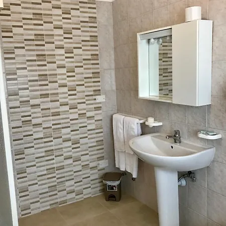 La Lanterna Guest house Garda (Verona)