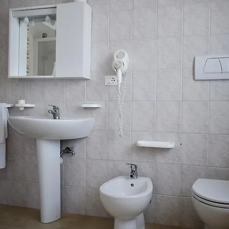 La Lanterna Guest house Garda (Verona)