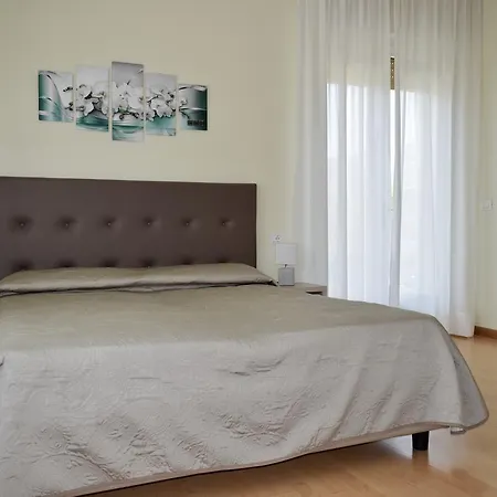 La Lanterna Garda (Verona)