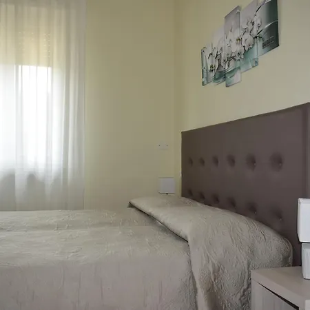La Lanterna بيت ضيافة