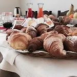 La Lanterna Πανσιόν 3*