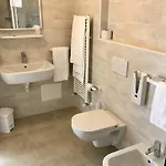 La Lanterna Πανσιόν 3*