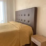 Pensión La Lanterna 3*