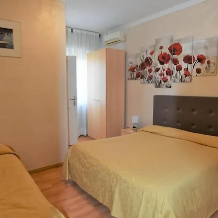 La Lanterna Pensión Garda (Verona)